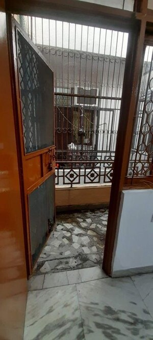 Balcony in 2 BHK Builder Floor at RWA Vasundhara Sector 4A, Vasundhara Sector 4 – for Rent