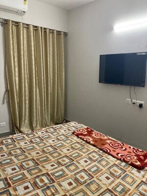 Bedroom in 2 BHK Apartment at Saya Gold Avenue, Vaibhav Khand – for Rent