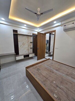 Kitchen in 1 BHK Builder Floor at Sector 52 – for Rent