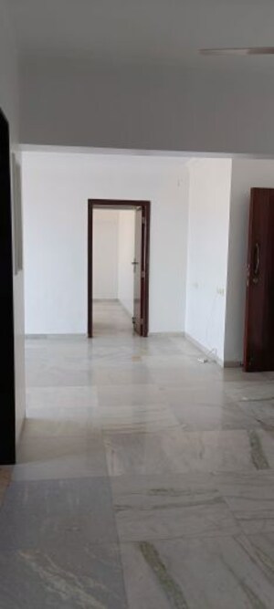 2 BHK Apartment For Rent in Hiranandani Gardens Lake Castle, Powai