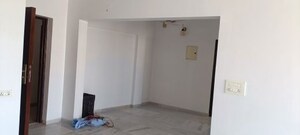 Room in 2 BHK Apartment at Hiranandani Gardens Lake Castle, Powai – for Rent