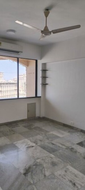 Room in 2 BHK Apartment at Hiranandani Gardens Lake Castle, Powai – for Rent