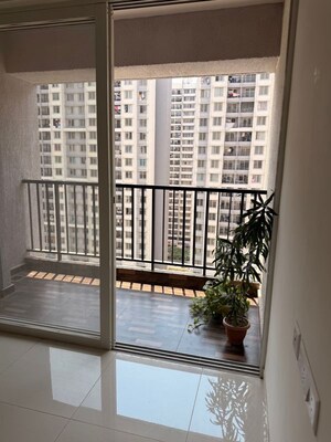 Room in 2 BHK Builder Floor at Kolte Patil Life Republic R 10, Hinjewadi – for Rent