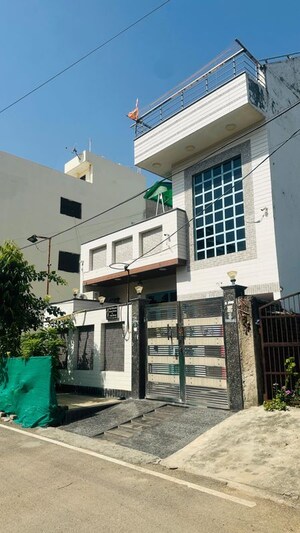  Plot For Sale in Upsidc Site C