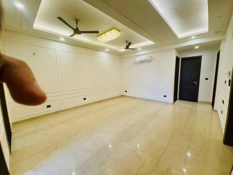 Room, sector 71 3 Bedroom 1250 Sq.Ft. Builder Floor In Sector 71 Gurgaon 10175449