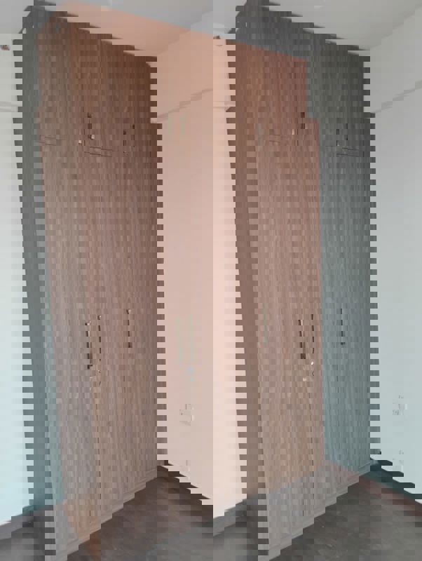 4 BHK + Servant Room 2800 Sq.Ft. Builder Floor in SS Omnia