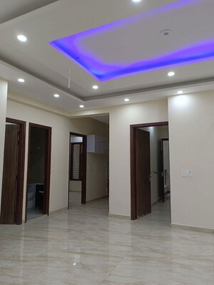 Building Lobby in 3 BHK Builder Floor at Krishna Colony – for Sale