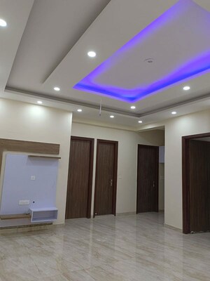 Building Lobby in 3 BHK Builder Floor at Krishna Colony – for Sale
