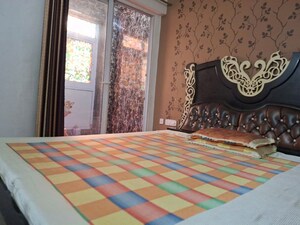 Bedroom in 2 BHK Apartment at Landcraft Golflink Villas, Pandav Nagar – for Rent