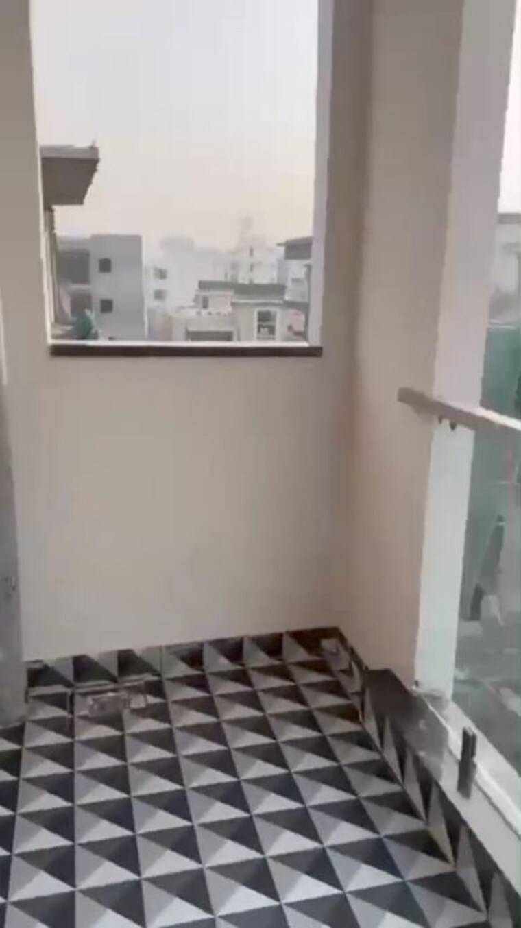 Kitchen, bptp-parkland-pride 3 Bedroom 250 Sq.Yd. Builder Floor In Sector 77 Faridabad 10182558