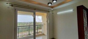 Room in 2 BHK Apartment at Prestige Royale Gardens, Gantiganahalli – for Rent