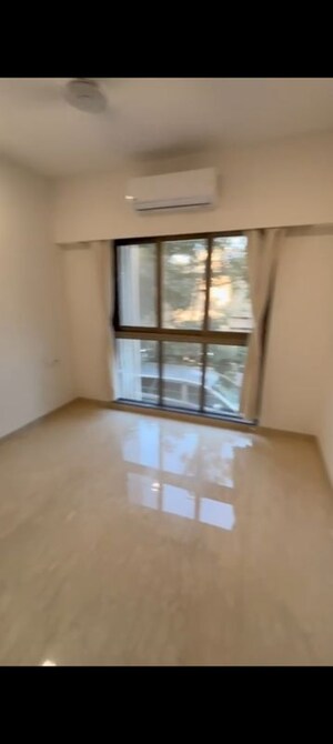 Room in 2 BHK Apartment at Platinum Prive, Andheri West – for Rent