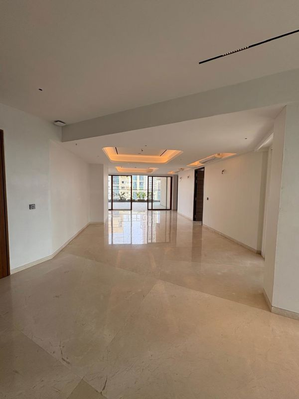 3 BHK + Pooja Room,Servant Room,Study Room,Extra Room Apartment For Rent in Worli Naka