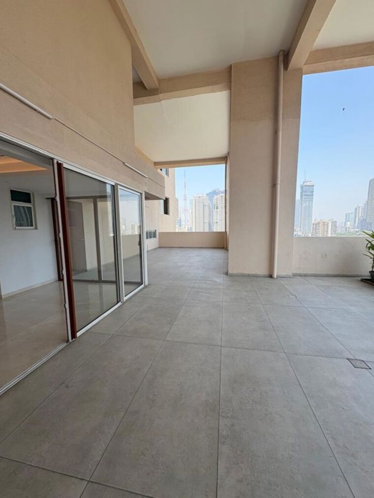 Room, worli naka 3 Bedroom 3600 Sq.Ft. Apartment In Worli Naka Mumbai 10182602