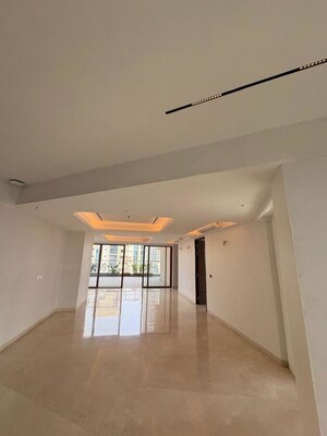 Building Lobby in 3 BHK Apartment at Worli Naka – for Rent