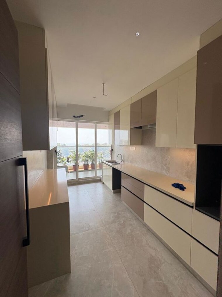 Kitchen, worli naka 3 Bedroom 3600 Sq.Ft. Apartment In Worli Naka Mumbai 10182602