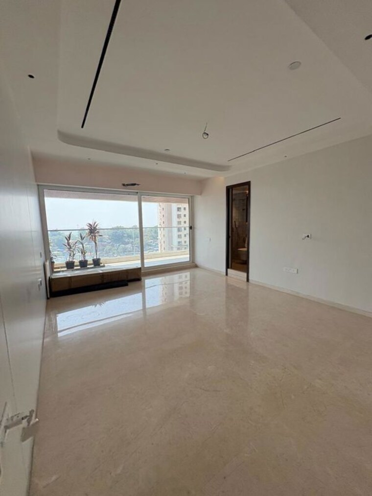 Room, worli naka 3 Bedroom 3600 Sq.Ft. Apartment In Worli Naka Mumbai 10182602