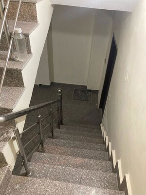 Team Area in 1 RK Builder Floor at Sector 38 – for Rent