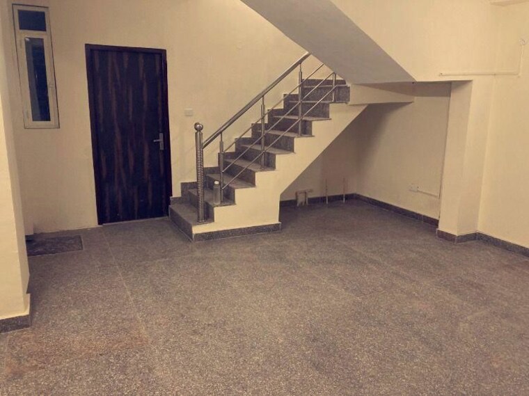 Room, sector 38 1 RK 100 Sq.Yd. Builder Floor In Sector 38 Gurgaon 10182613