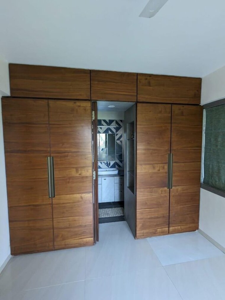 Room, gold-mist 3 Bedroom 1300 Sq.Ft. Apartment In Vile Parle West Mumbai 10182620