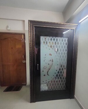 Furnished Amenities in 2 BHK Apartment at Gayatri Nivas, Seetamma Peta – for Rent