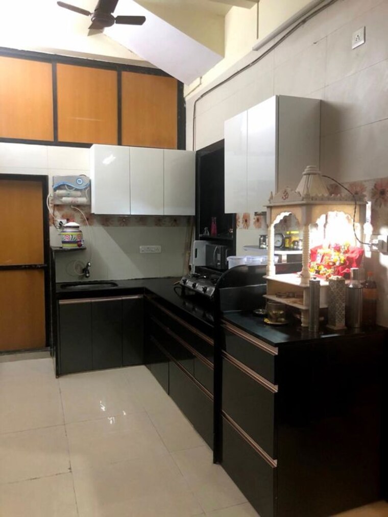 Kitchen, haji ali 2 Bedroom 750 Sq.Ft. Apartment In Haji Ali Mumbai 10182636