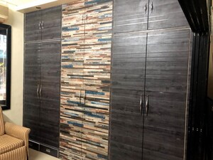 2 BHK Apartment – Exterior View View at Haji Ali - for Rent