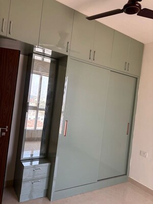 Furnished Amenities in 2 BHK Apartment at Signature Global Prime, Sector 63a – for Rent