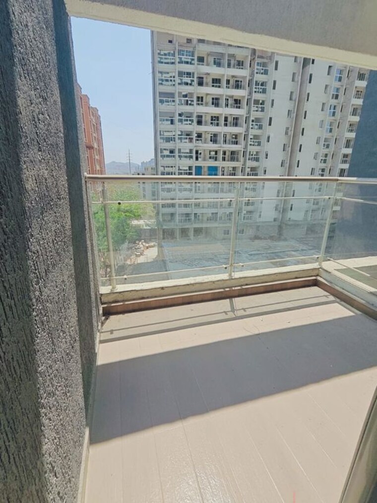 Balcony, paranjape-trident-towers 2 Bedroom 731 Sq.Ft. Apartment In Wakad Pune 10175444