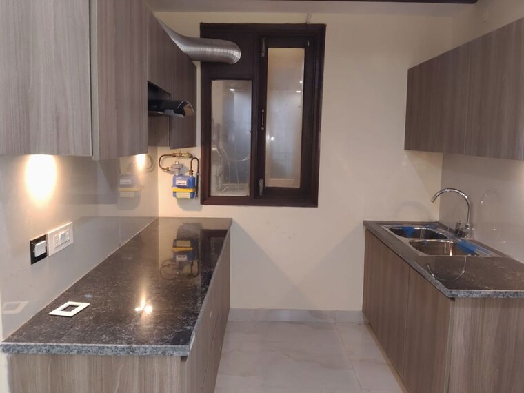Kitchen, mandi 3 Bedroom 1200 Sq.Ft. Builder Floor In Mandi Delhi 10182664