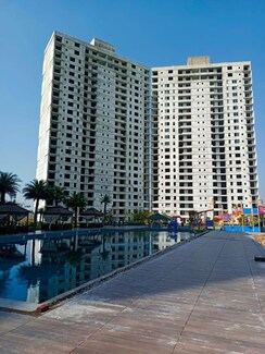 4 BHK + Servant Room Penthouse For Sale in Omaxe Lake