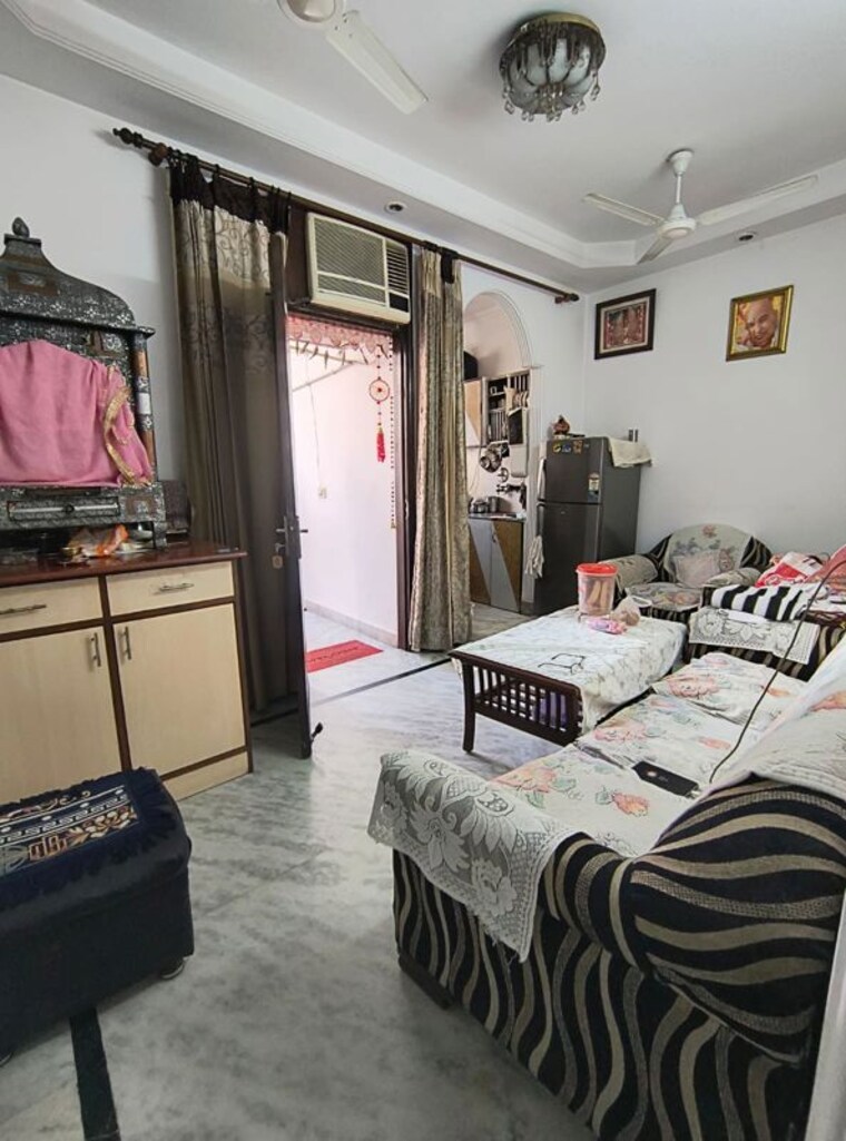Living Room, govindpuri 2 Bedroom 610 Sq.Ft. Builder Floor In Govindpuri Delhi 10182677