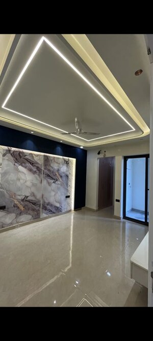 Furnished Amenities in 3 BHK Builder Floor at Parklands, Sector 85 – for Sale