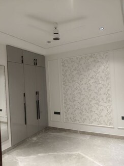 4 BHK + Study Room Builder Floor For Rent in South City 2