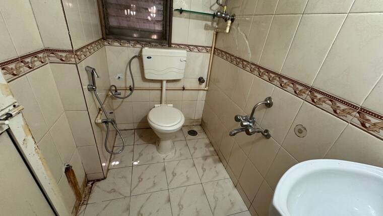 Bathroom, sai-ram-residency-malad 2 Bedroom 980 Sq.Ft. Apartment In Malad East Mumbai 10182724