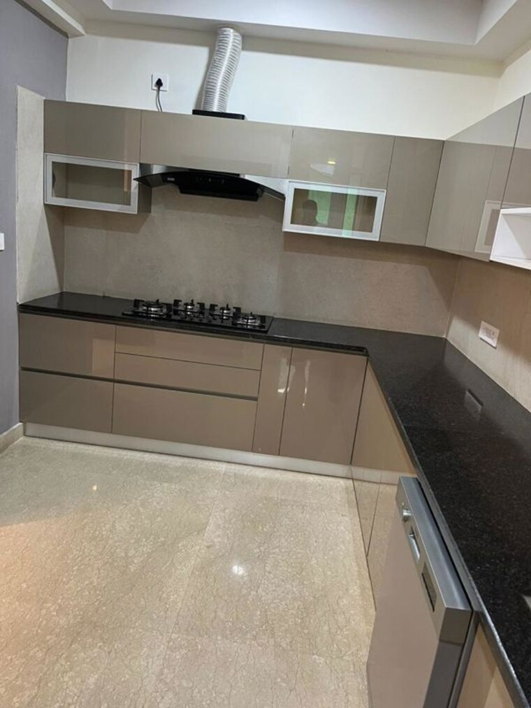 Kitchen, maya-green-lotus-saksham 3 Bedroom 2101 Sq.Ft. Apartment In International Airport Road Zirakpur 10182760