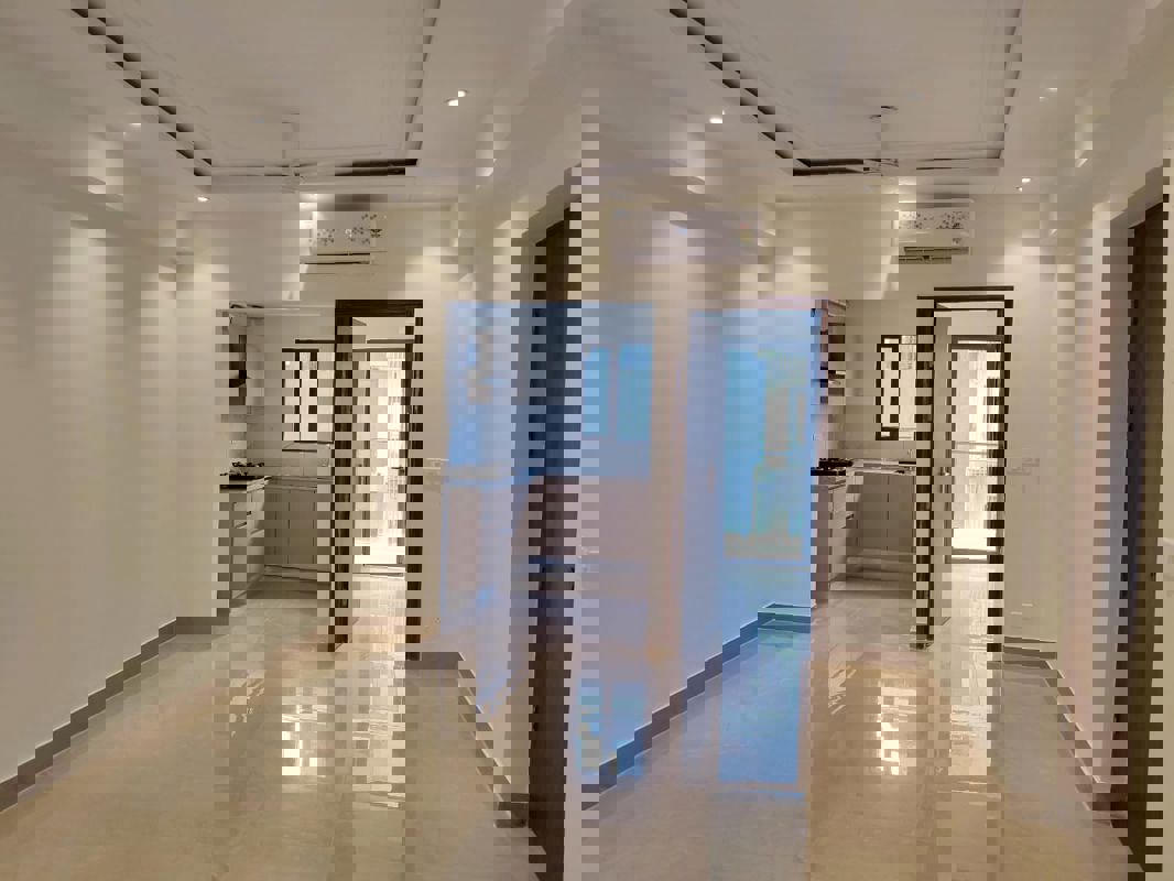 3 BHK 1430 Sq.Ft. Apartment in Suncity Vatsal Valley