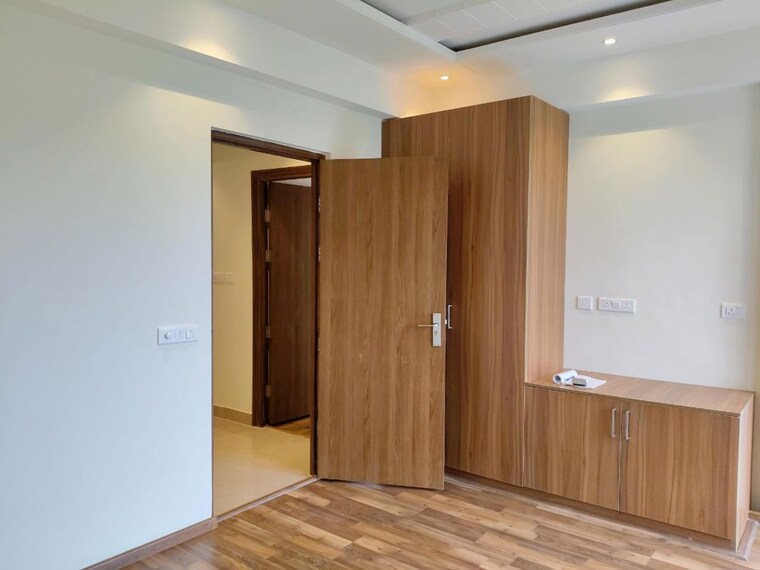 Room, suncity-vatsal-valley 3 Bedroom 1430 Sq.Ft. Apartment In Gwal Pahari Gurgaon 10156628