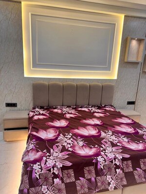 Bedroom in 4 BHK Builder Floor at Green Fields Colony – for Rent