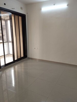 Room in 3 BHK Apartment at Nisarg Hyde Park, Kharghar – for Sale