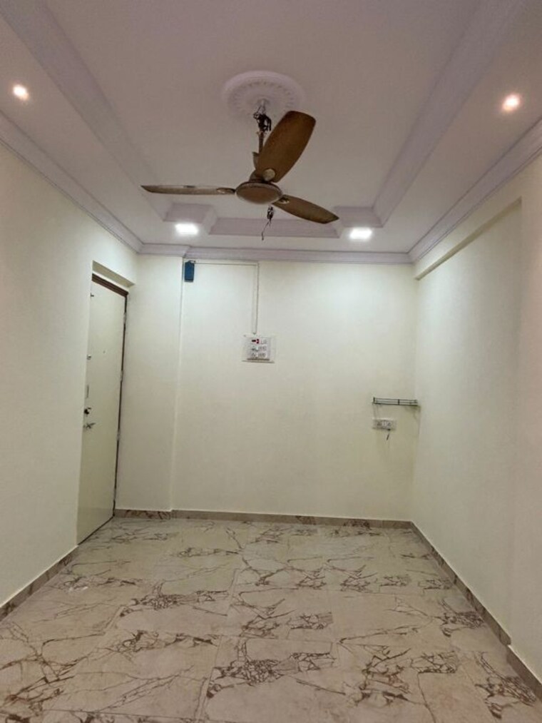 Room, dombivli west 1 Bedroom 625 Sq.Ft. Apartment In Dombivli West Thane 10182804