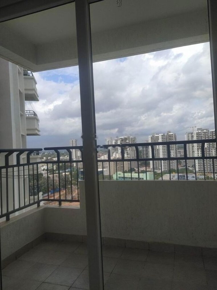Balcony, prestige-lakeside-habitat 2 Bedroom 700 Sq.Ft. Apartment In Varthur Bangalore 10182784