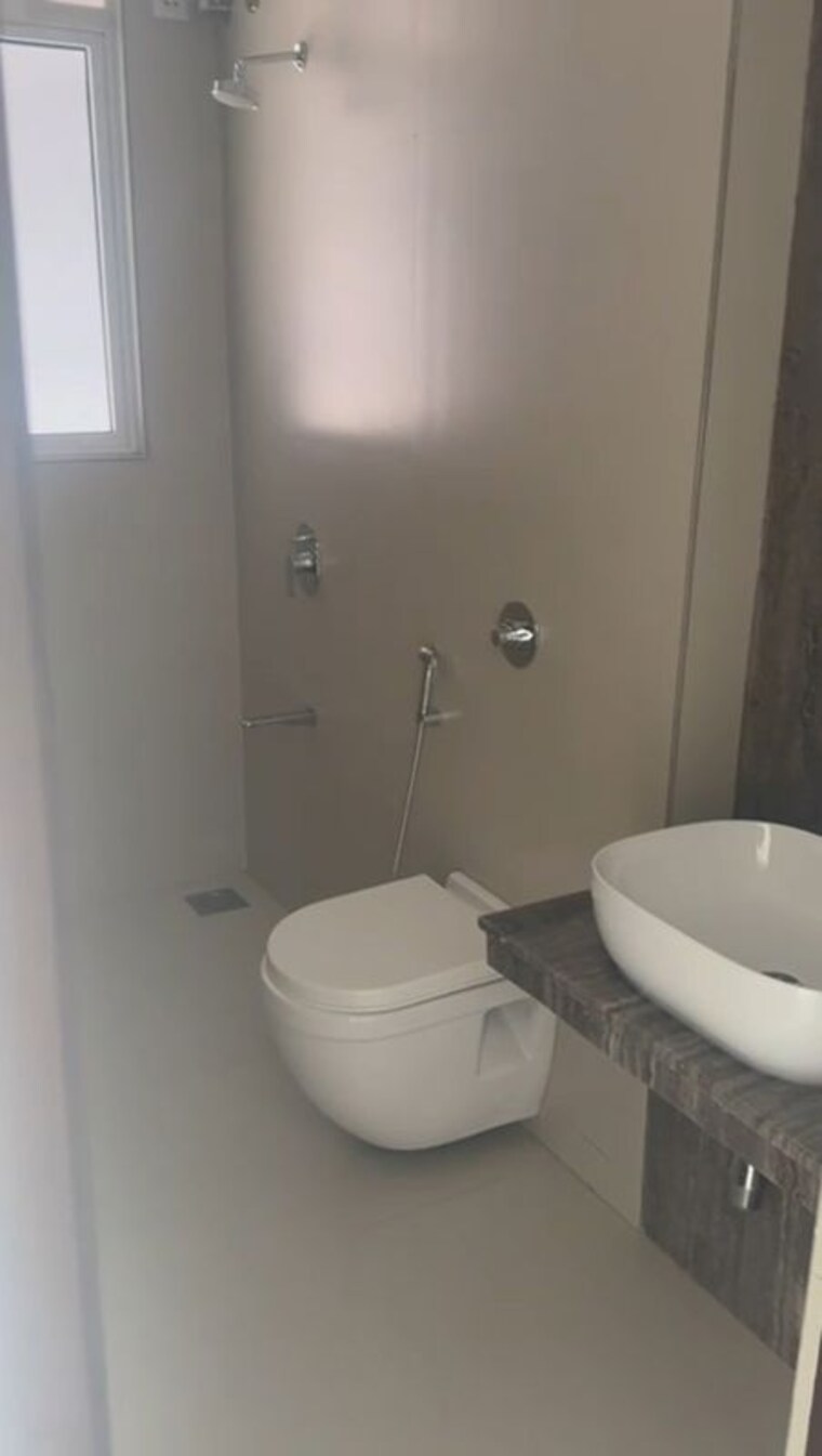 Bathroom, raj-tattva 3 Bedroom 1100 Sq.Ft. Apartment In Kapur Bawdi Thane 10182810