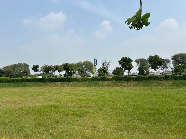undefined, bptp-parklands  302 Sq.Yd. Plot In Sector 76 Faridabad 10182812