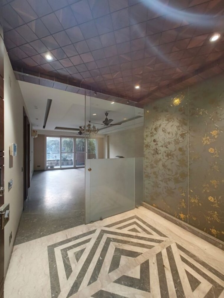Kitchen, greater kailash ii 4 Bedroom 300 Sq.Yd. Builder Floor In Greater Kailash ii Delhi 10182821