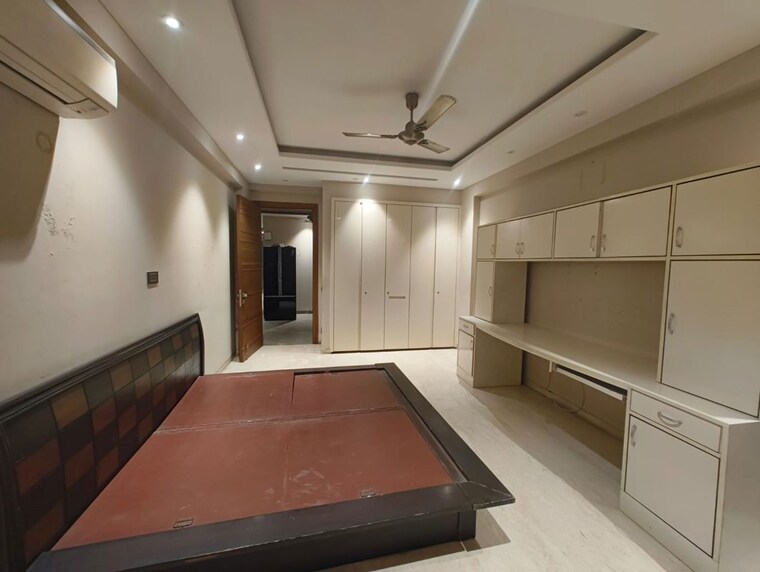 Kitchen, greater kailash ii 4 Bedroom 300 Sq.Yd. Builder Floor In Greater Kailash ii Delhi 10182821