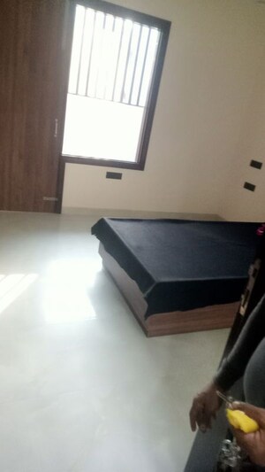 Furnished Amenities in 2.5 BHK Apartment at Shiva Garden, Raebareli Road – for Rent