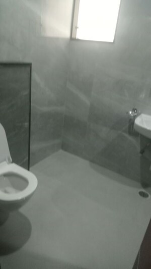 2.5 BHK Apartment For Rent in Shiva Garden, Raebareli Road