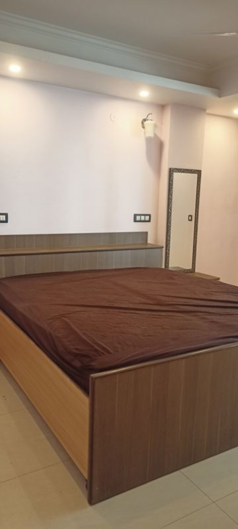 Room, mohit-house 3 Bedroom 2000 Sq.Ft. Builder Floor In Sushant Lok I Gurgaon 10182850