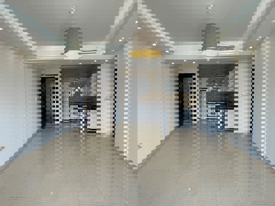 2 BHK 950 Sq.Ft. Apartment in Raheja Classique